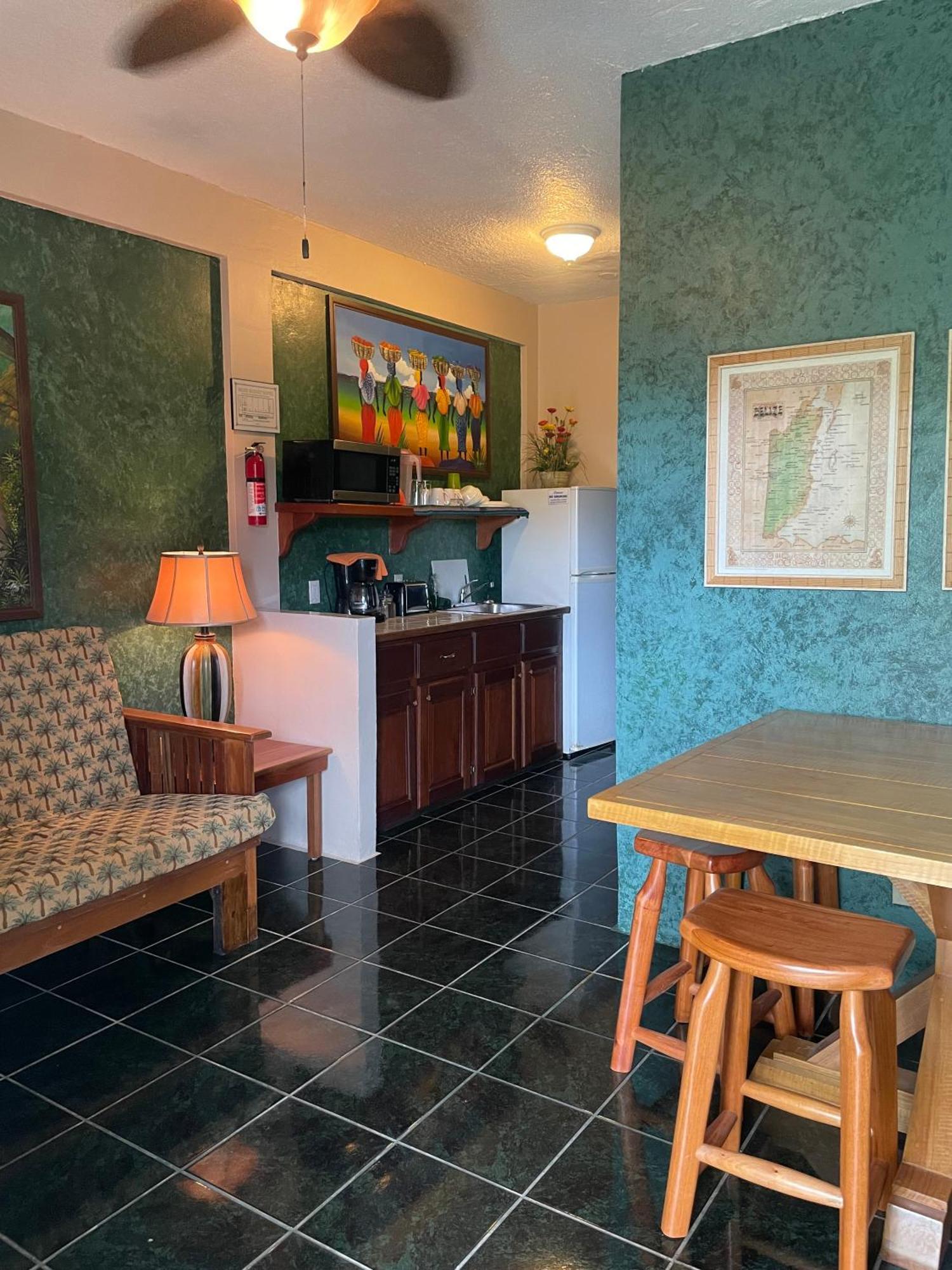 Belize Budget Suites San Pedro  Esterno foto